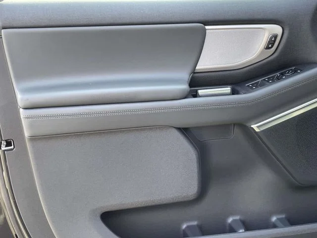 New 2027 Agate Black Metallic Ford Active image 15
