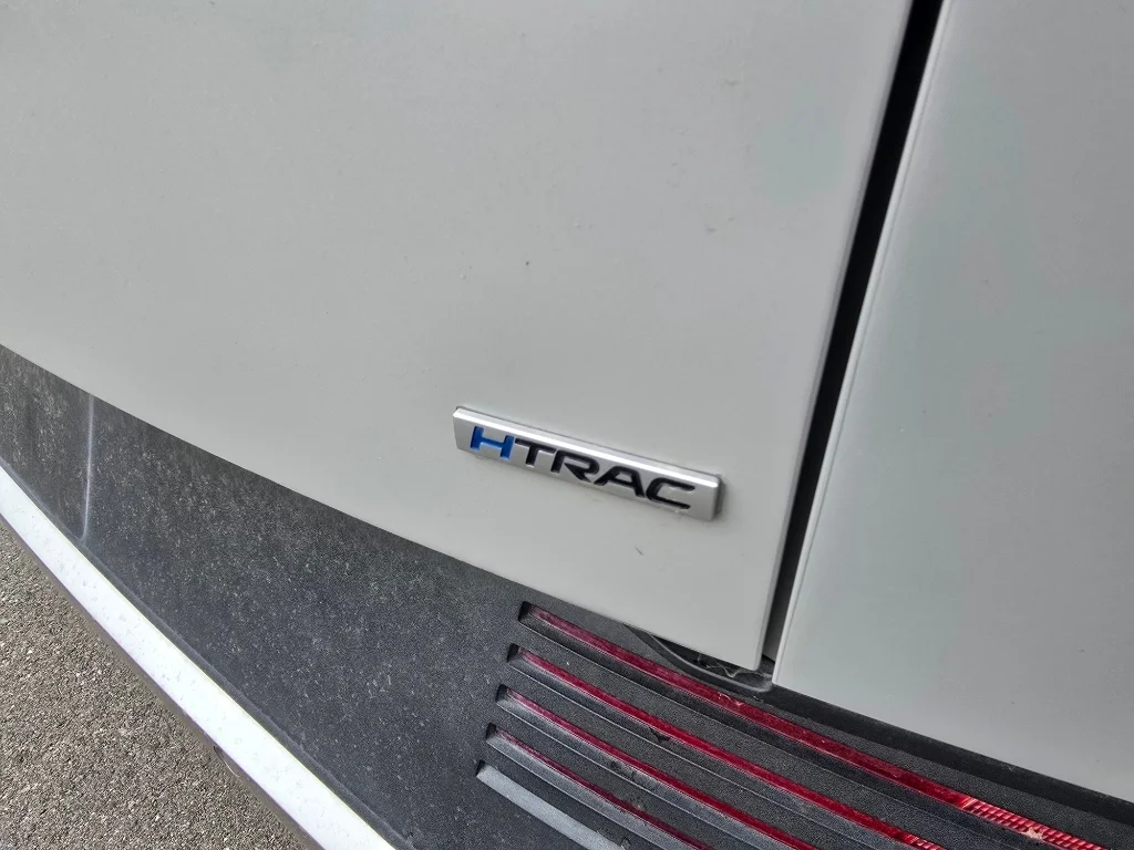 Used 2024 Cyber Gray Hyundai SEL image 7