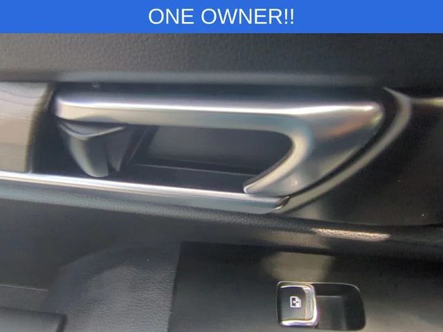 Used 2022 Green Kia EX image 35