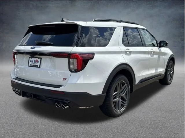 New 2026 Star White Metallic Tri-Coat Ford ST image 36