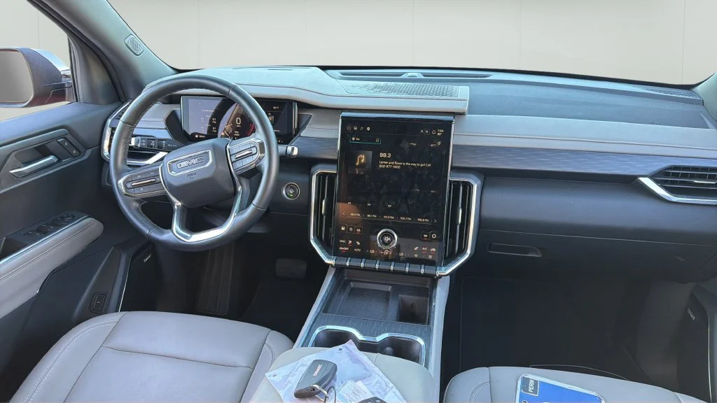 Used 2026 Red GMC Elevation image 16