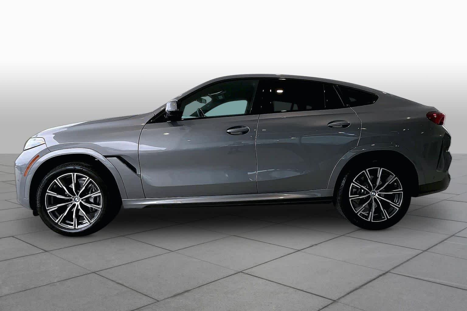 Certified Used 2026 Skyscraper Grey Metallic BMW xDrive40i image 32