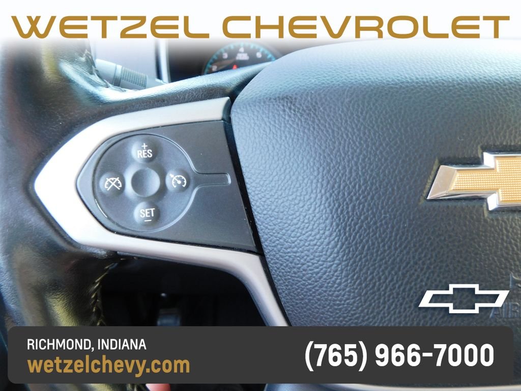 Used 2022 White Chevrolet LT image 29