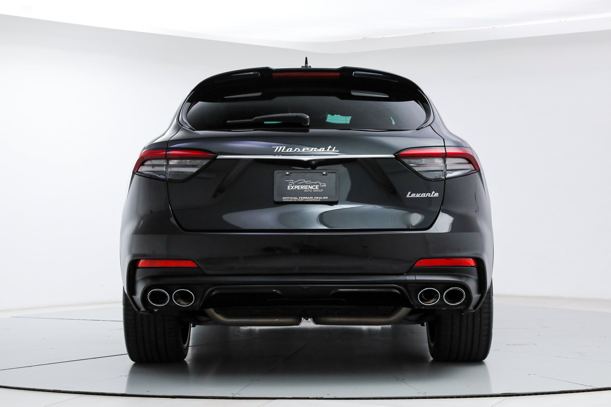 Used 2022 Black Maserati Modena S image 4