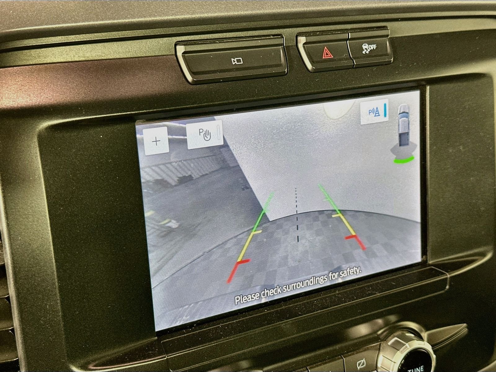 Used 2023 White Ford XL image 15