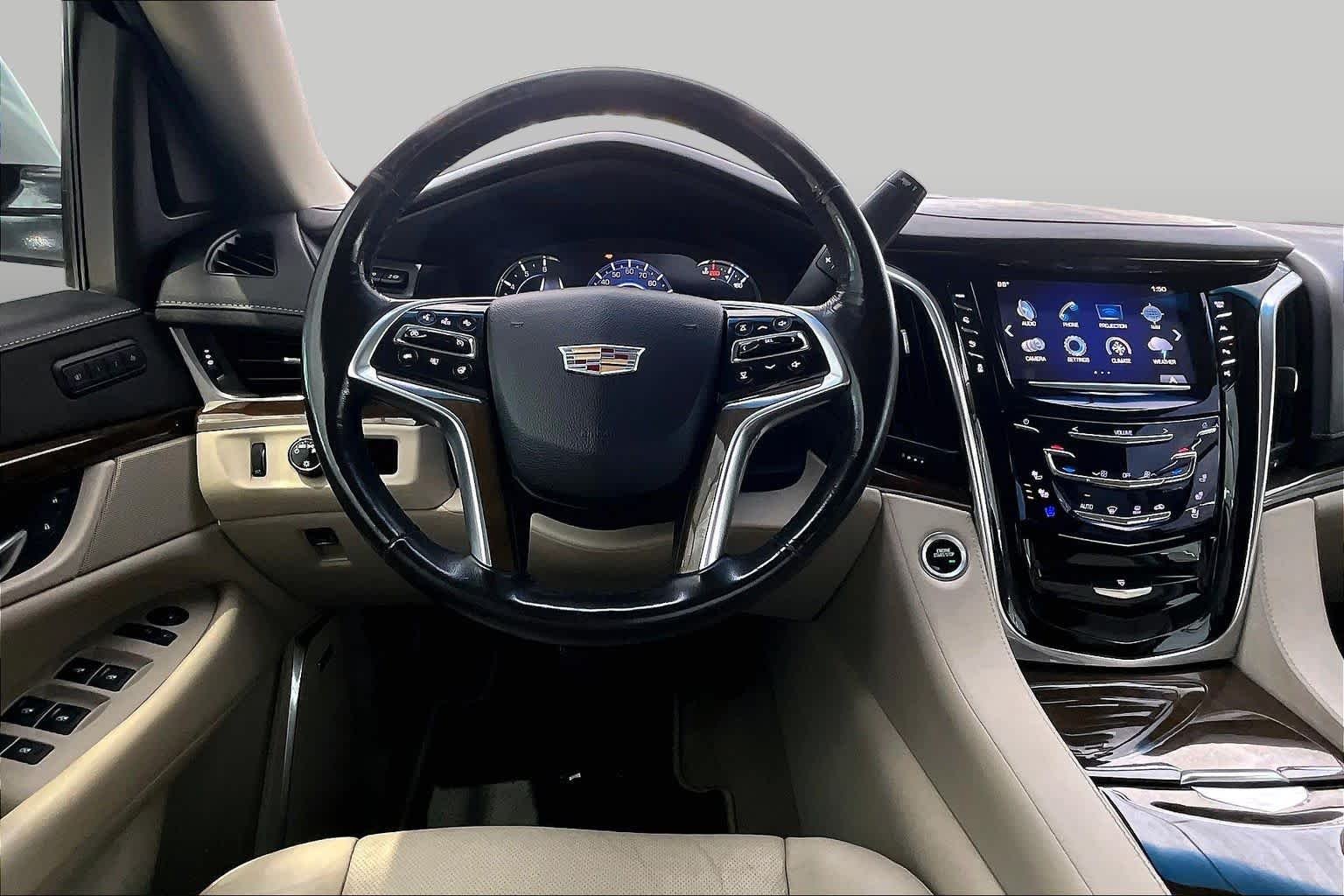 Used 2019 Crystal White Tricoat Cadillac Premium Luxury image 6