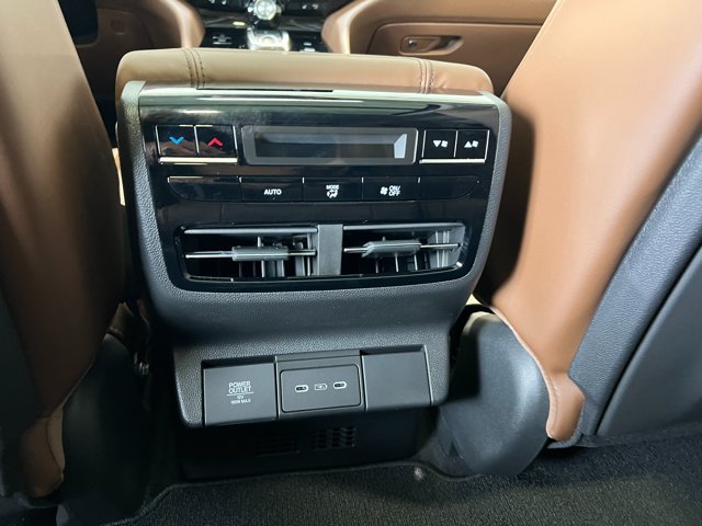 New 2026 Majestic Black Pearl Acura w/Technology Package image 31