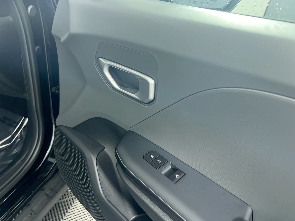 New 2026 Aurora Black Pearl Kia LXS image 32