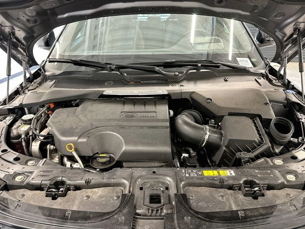 Used 2026 Gray Land Rover S image 31