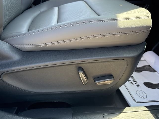 New 2026 Space White Metallic Ford Badlands image 22