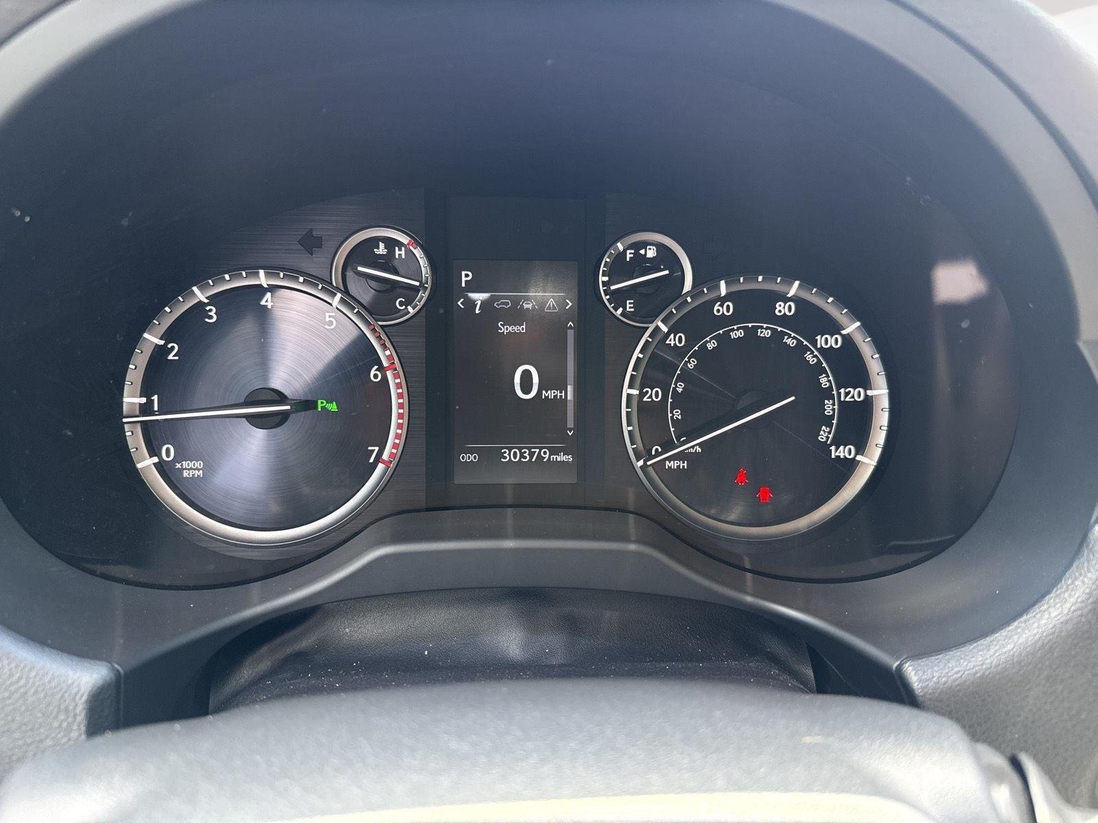 Used 2021 Atomic Silver Lexus GX 460 Premium image 22
