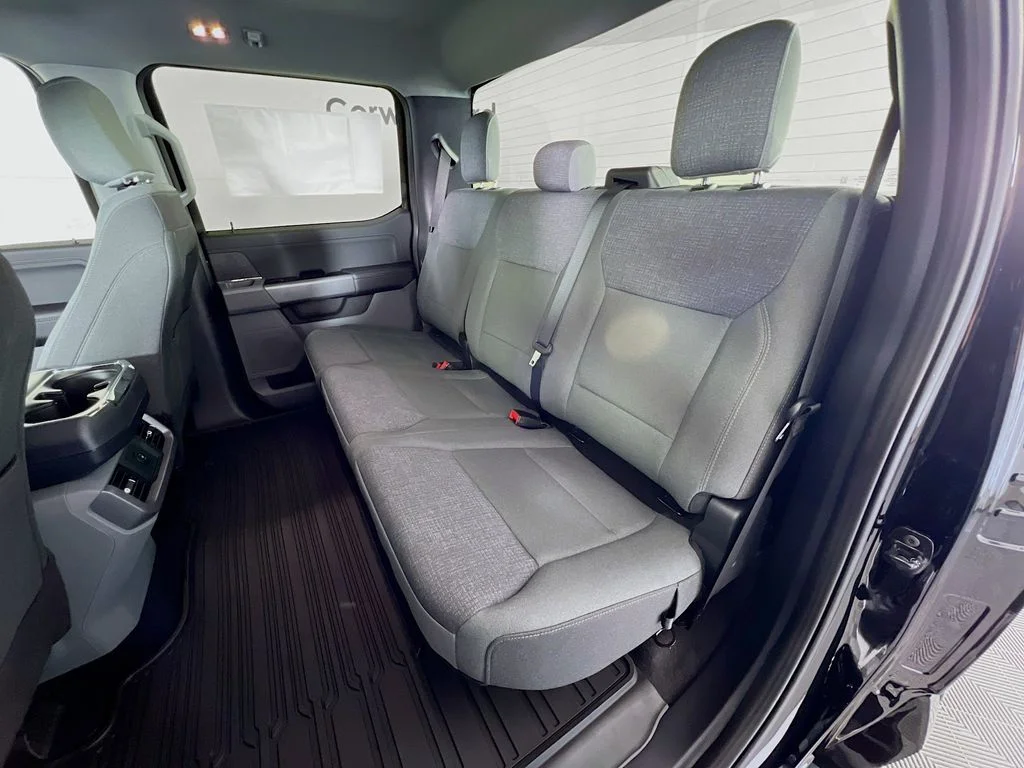 New 2026 Agate Black Metallic Ford XLT image 26