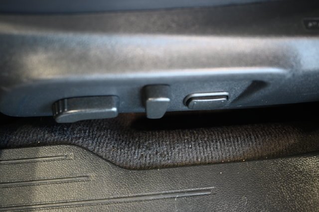 Used 2018 Gray Subaru 2.5i image 23