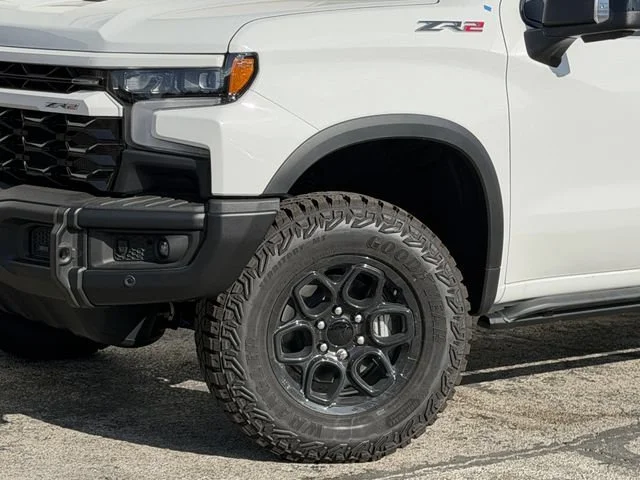 2026 Chevrolet Silverado 1500 ZR2 - Photo 8