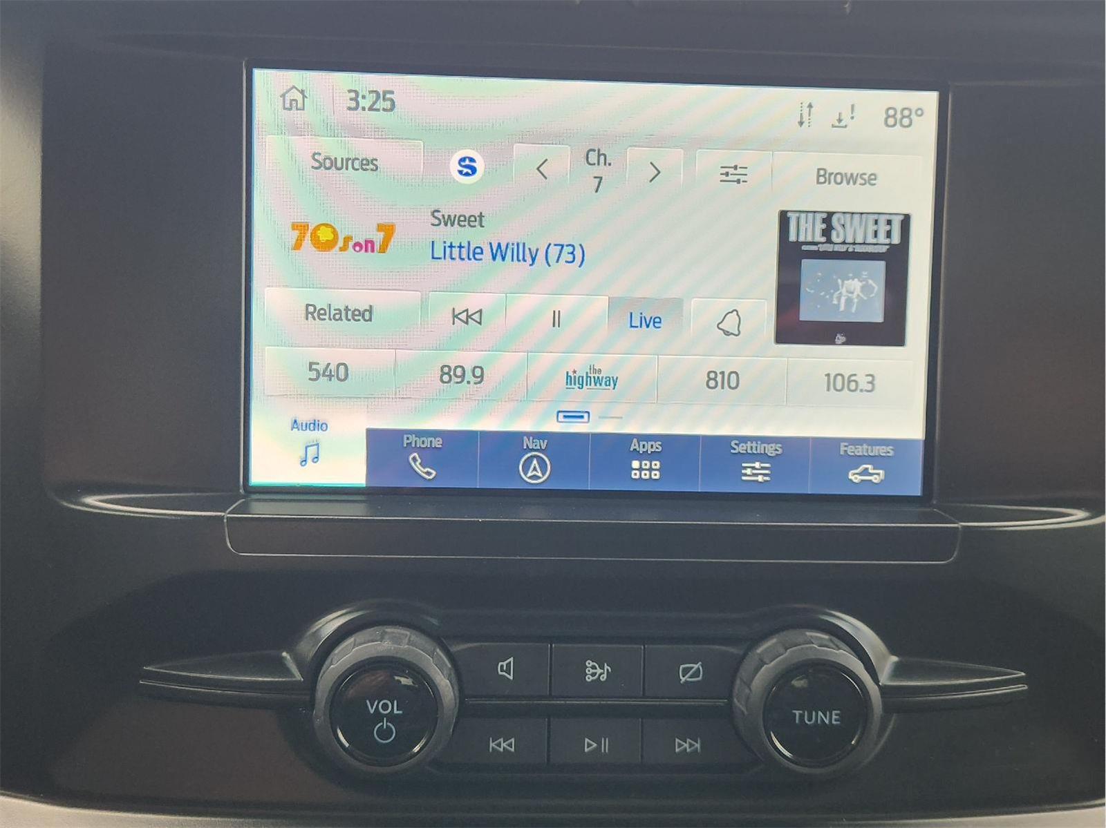 2022 Ford F-150 photo 17 of 33