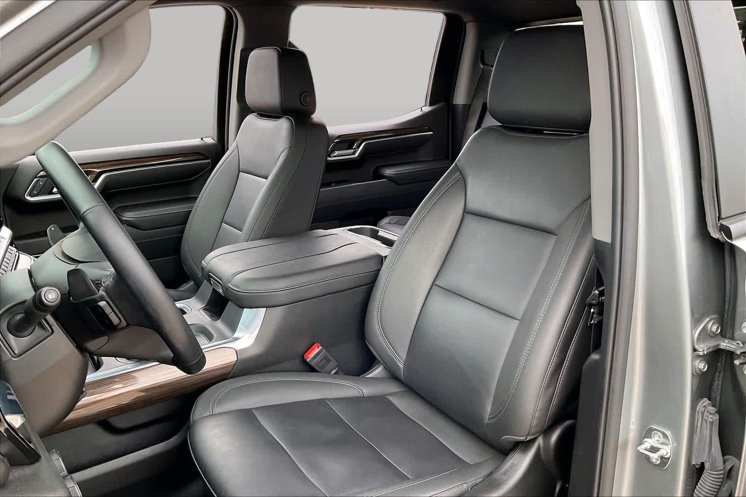 Certified Used 2025 Sterling Gray Metallic Chevrolet RST image 8