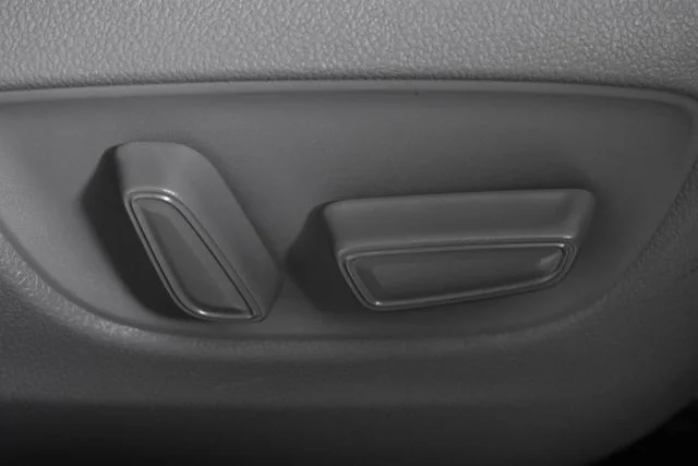 Used 2021  Toyota Platinum image 22