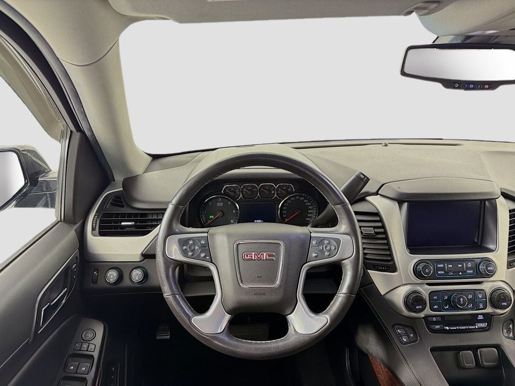 Used 2017 Onyx Black GMC 4WD 4dr SLT image 23
