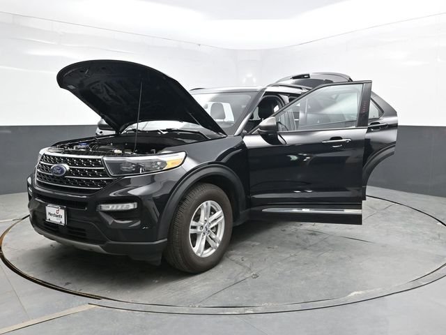Used 2023 Black Ford XLT image 43