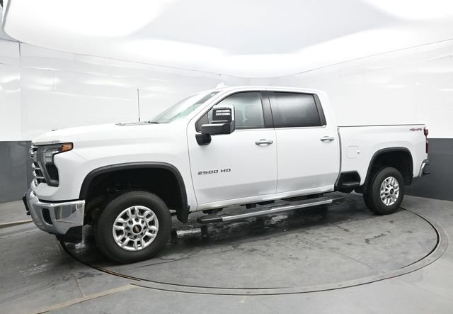 Used 2024 White Chevrolet LTZ image 3
