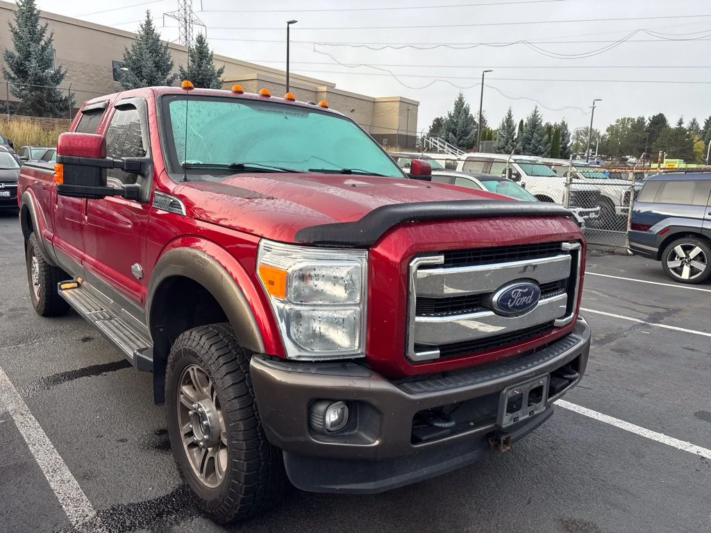 Used 2016 Red Ford King Ranch image 3