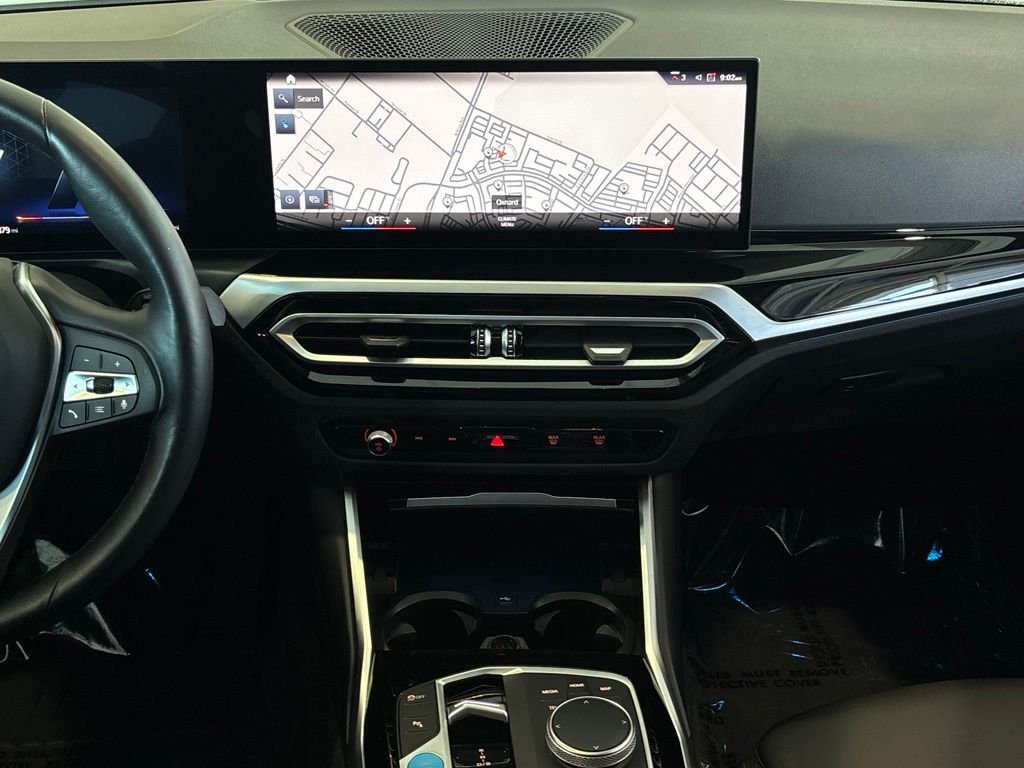 Used 2023 White BMW eDrive40 image 24