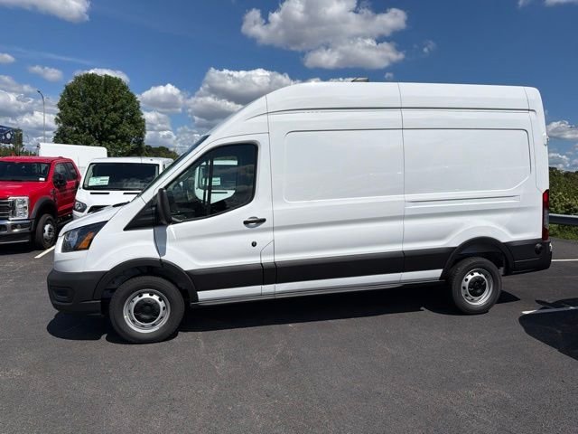 New 2026 Oxford White Ford Cargo Van image 1
