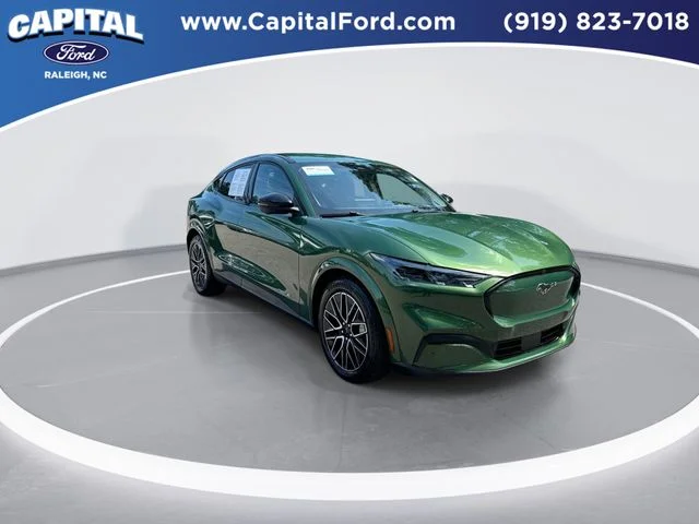 Used 2025 Green Ford Premium image 2