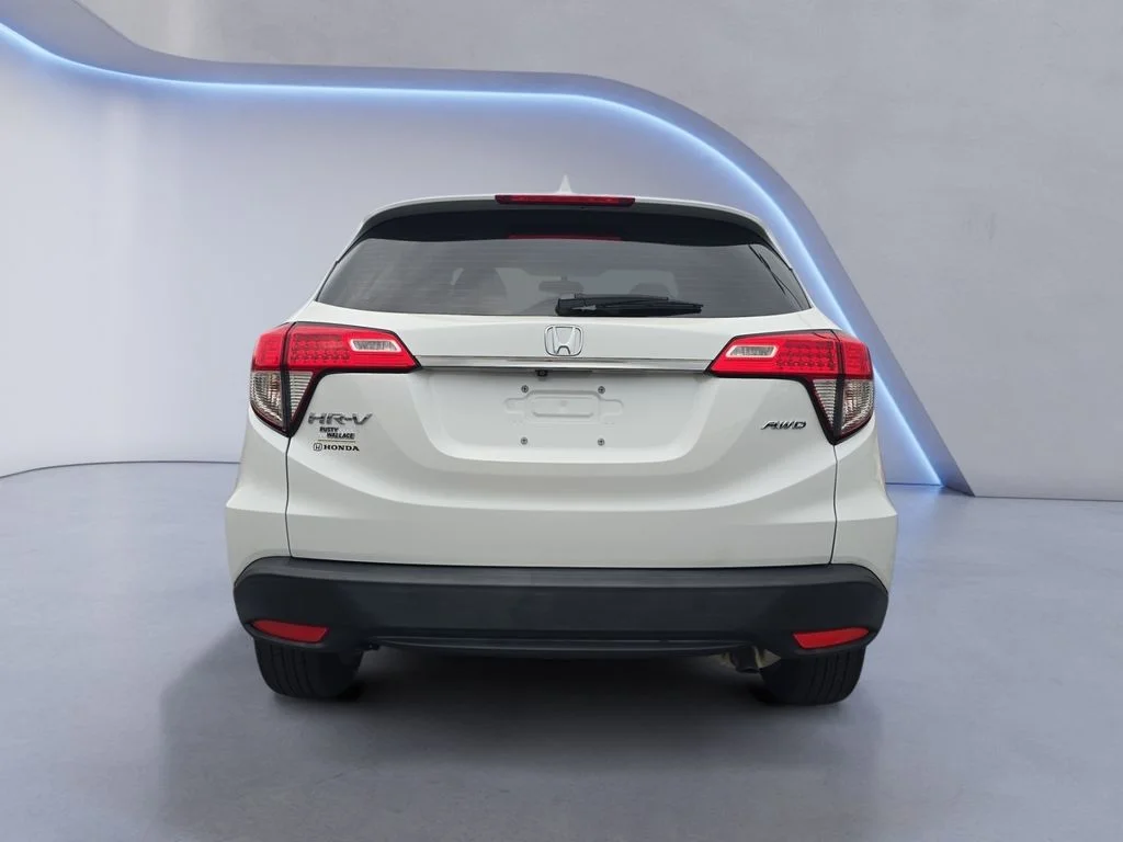 Used 2020 Lunar Silver Metallic Honda LX image 6
