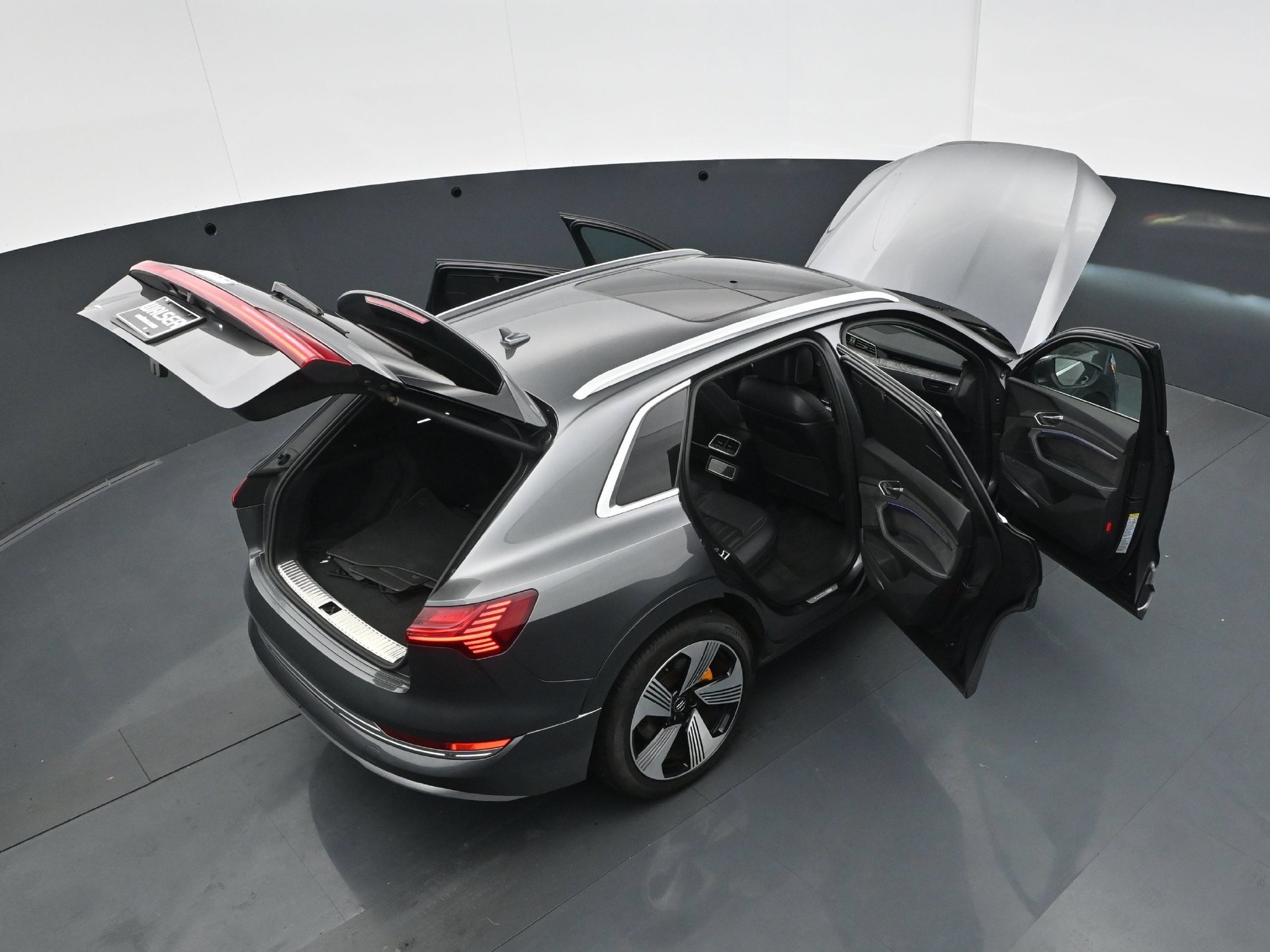 Used 2019 Daytona Gray Pearl Audi Prestige image 45