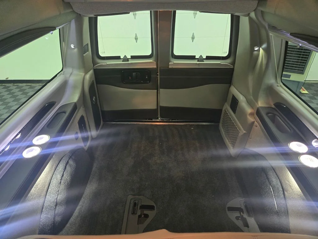 Used 2020 Summit White Chevrolet Explorer Limited SE image 49