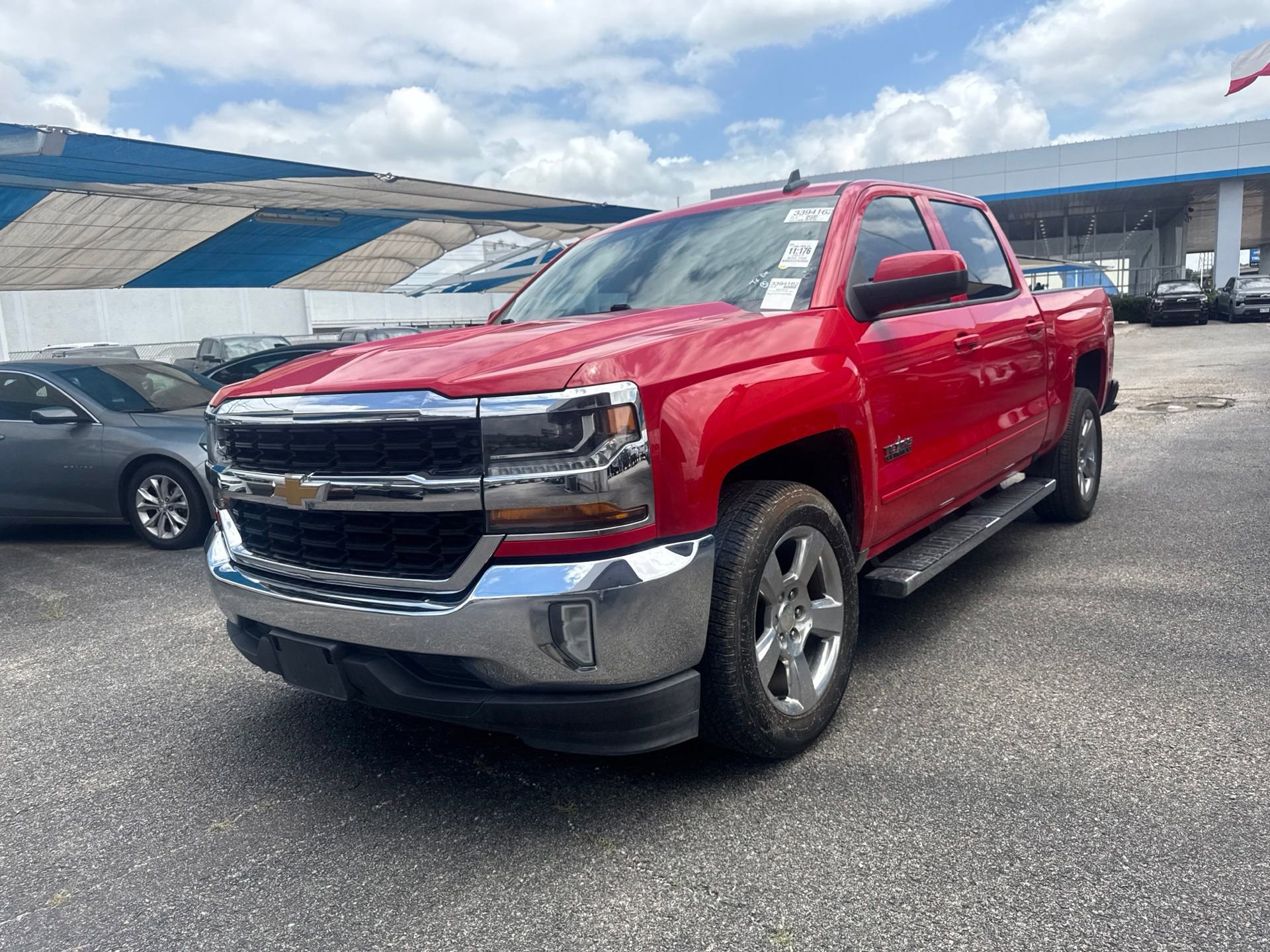 2017 Chevrolet Silverado 1500 LT Crew Cab Short Box's photo