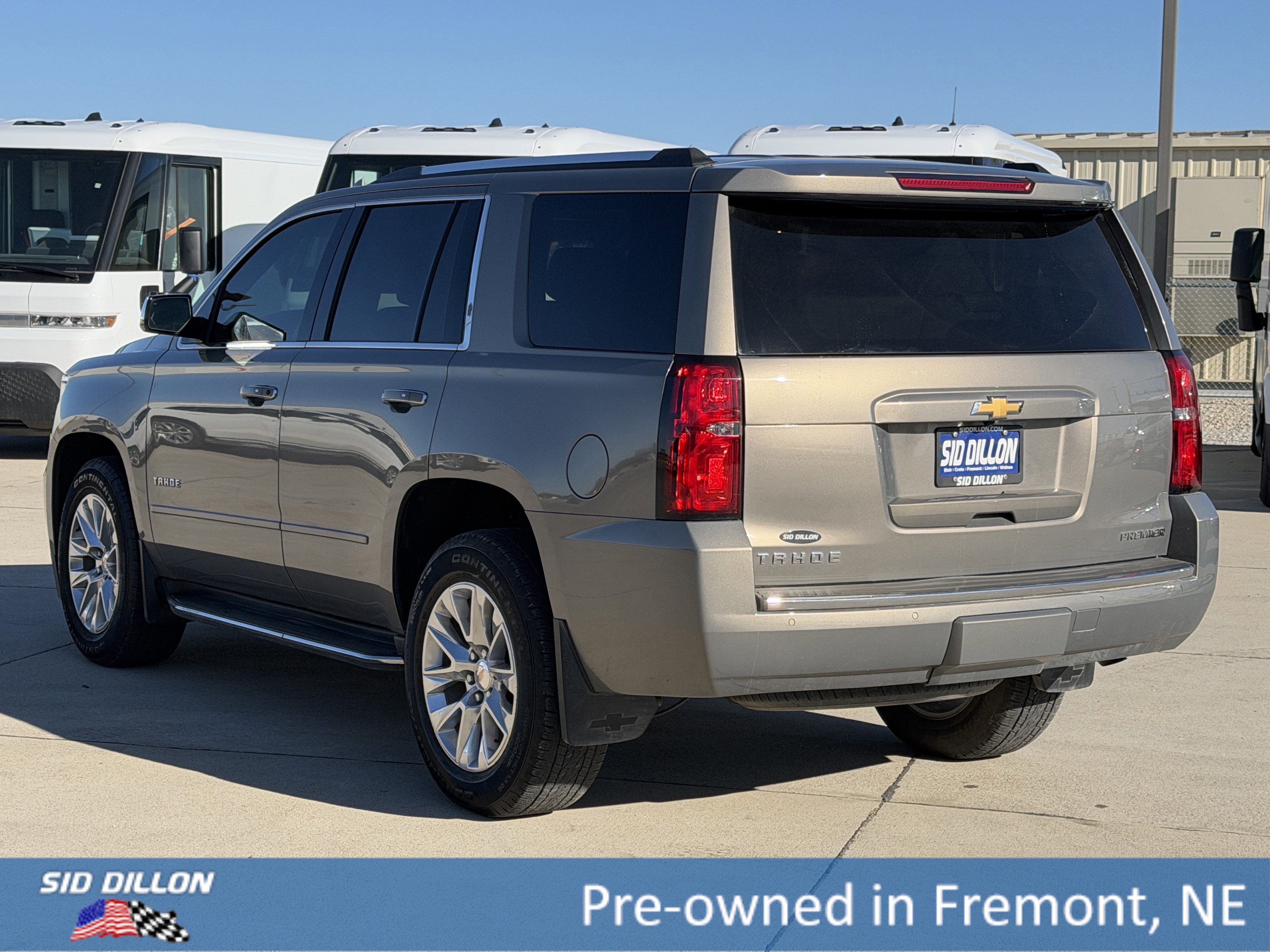 Used 2019 Pepperdust Metallic Chevrolet Premier image 8