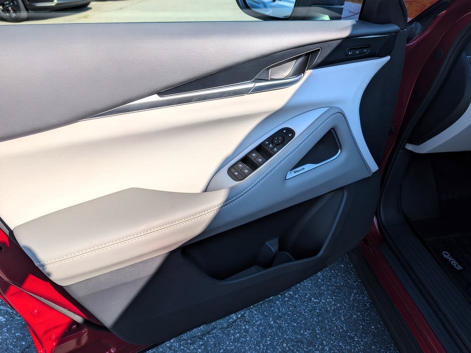 New 2027 Sunfire Red Pearl Metallic INFINITI SPORT image 9