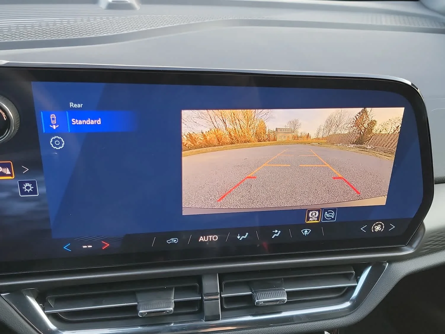 2026 Chevrolet Equinox EV 1LT - Photo 17