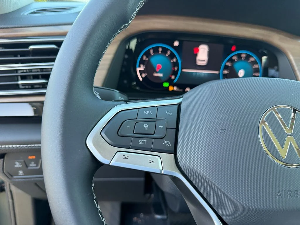 New 2026  Volkswagen SE w/Technology image 19