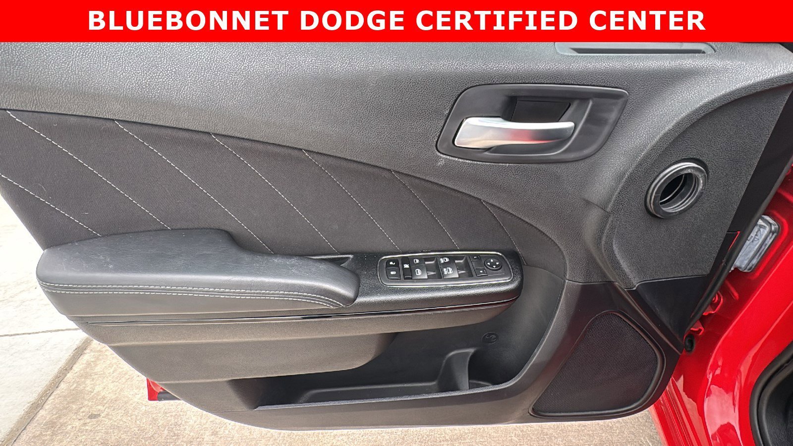 Used 2023 Torred Clearcoat Dodge SXT image 11