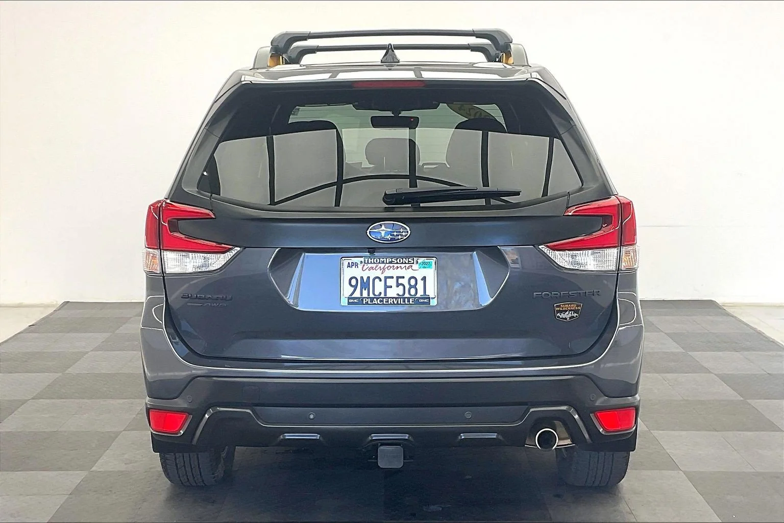 Used 2024 Magnetite Gray Metallic Subaru Wilderness image 3