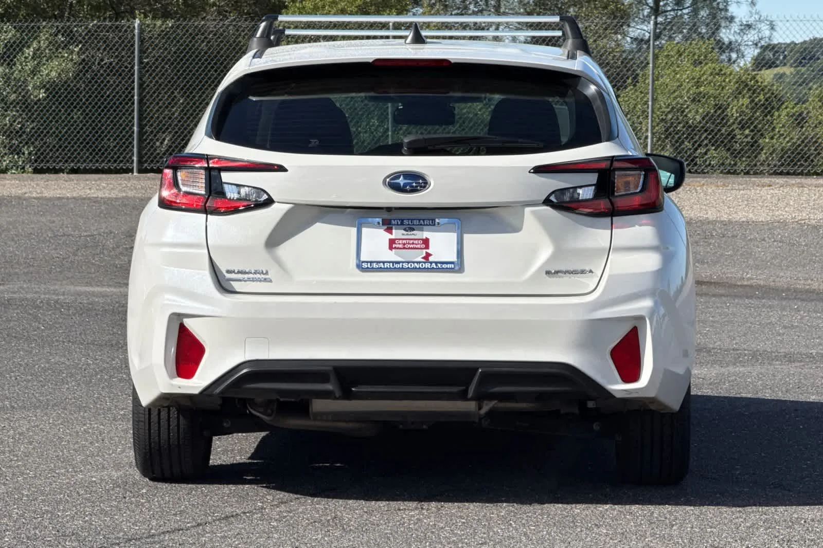 Used 2025 Crystal White Pearl Subaru  image 4