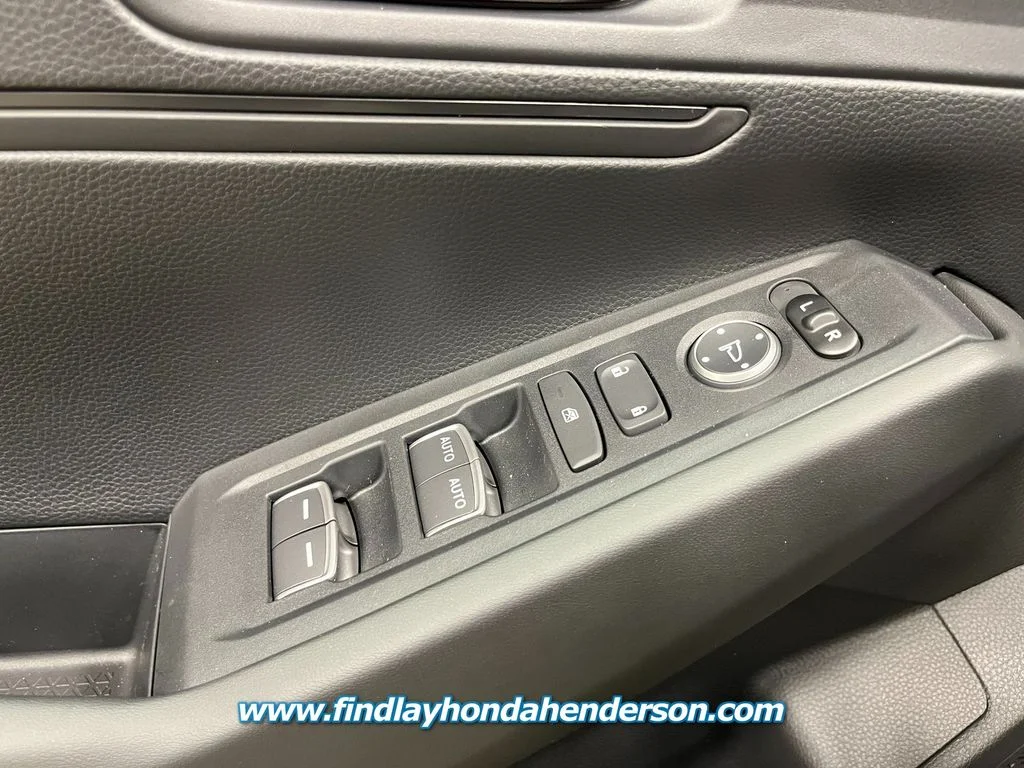 New 2026 Platinum White Pearl Honda LX image 13