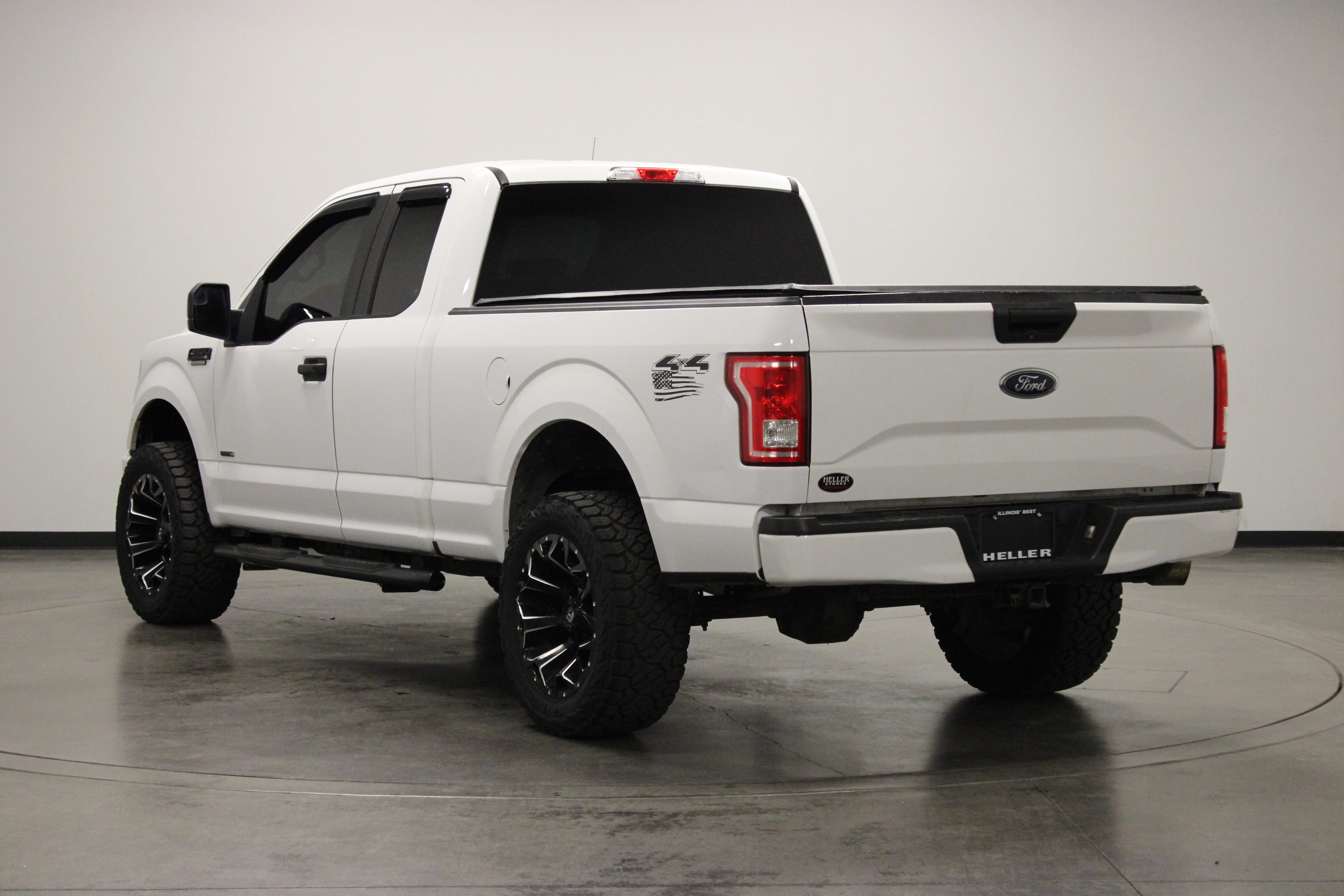 Used 2017 Oxford White Ford XL image 6