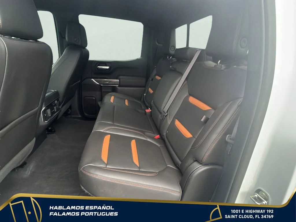 Used 2020 SUMMIT WHITE GMC AT4 image 25