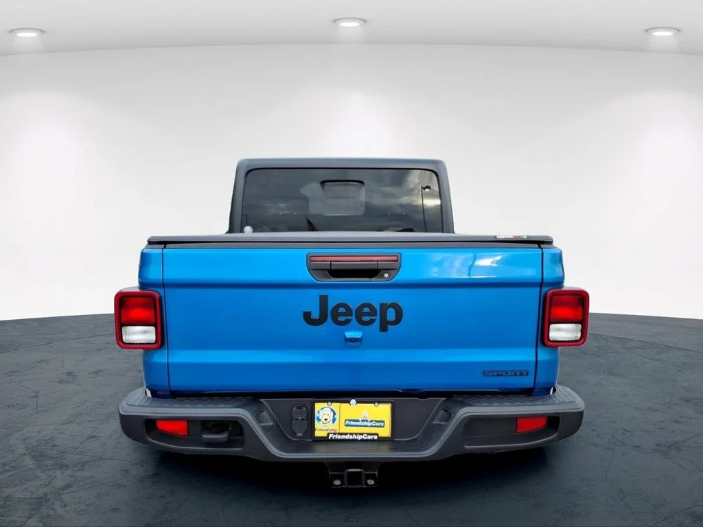 Used 2021 Blue Jeep Sport image 10