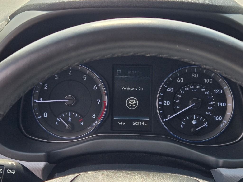 Used 2021 Ultra Black Hyundai Limited image 31