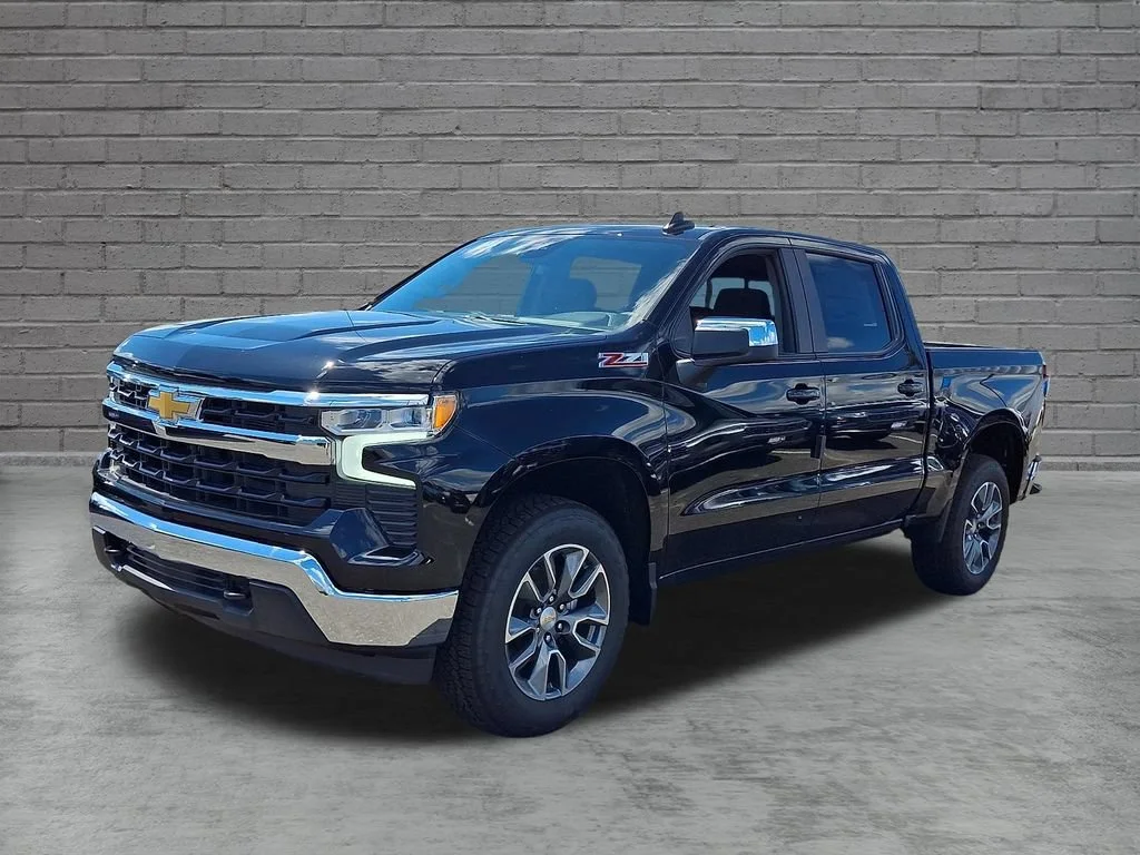New 2026 Black Chevrolet LT image 4