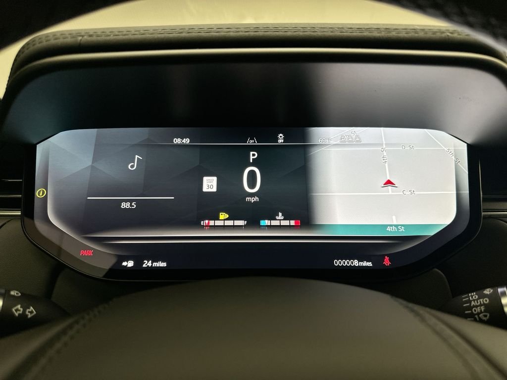 New 2027  Land Rover SE image 15