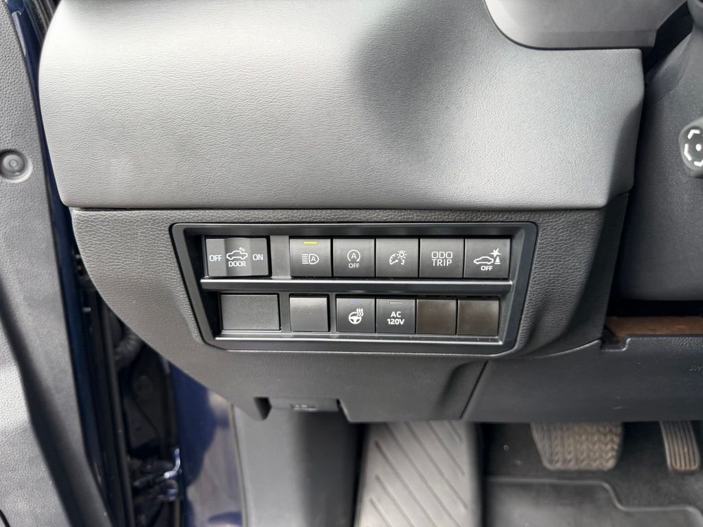 Used 2023 Blueprint Toyota Platinum image 18