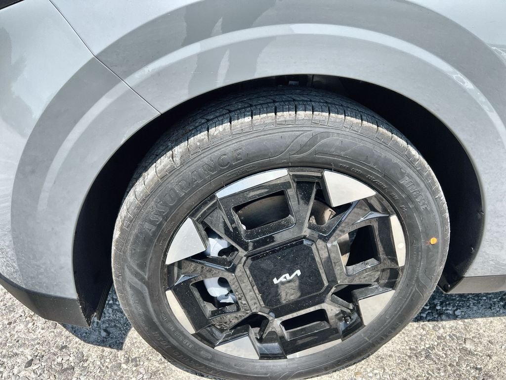 New 2026 White Kia EX image 10