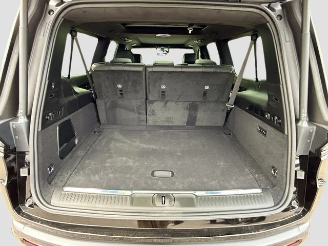 New 2026 High Gloss Black Exterior Paint Jeep Summit Reserve image 6