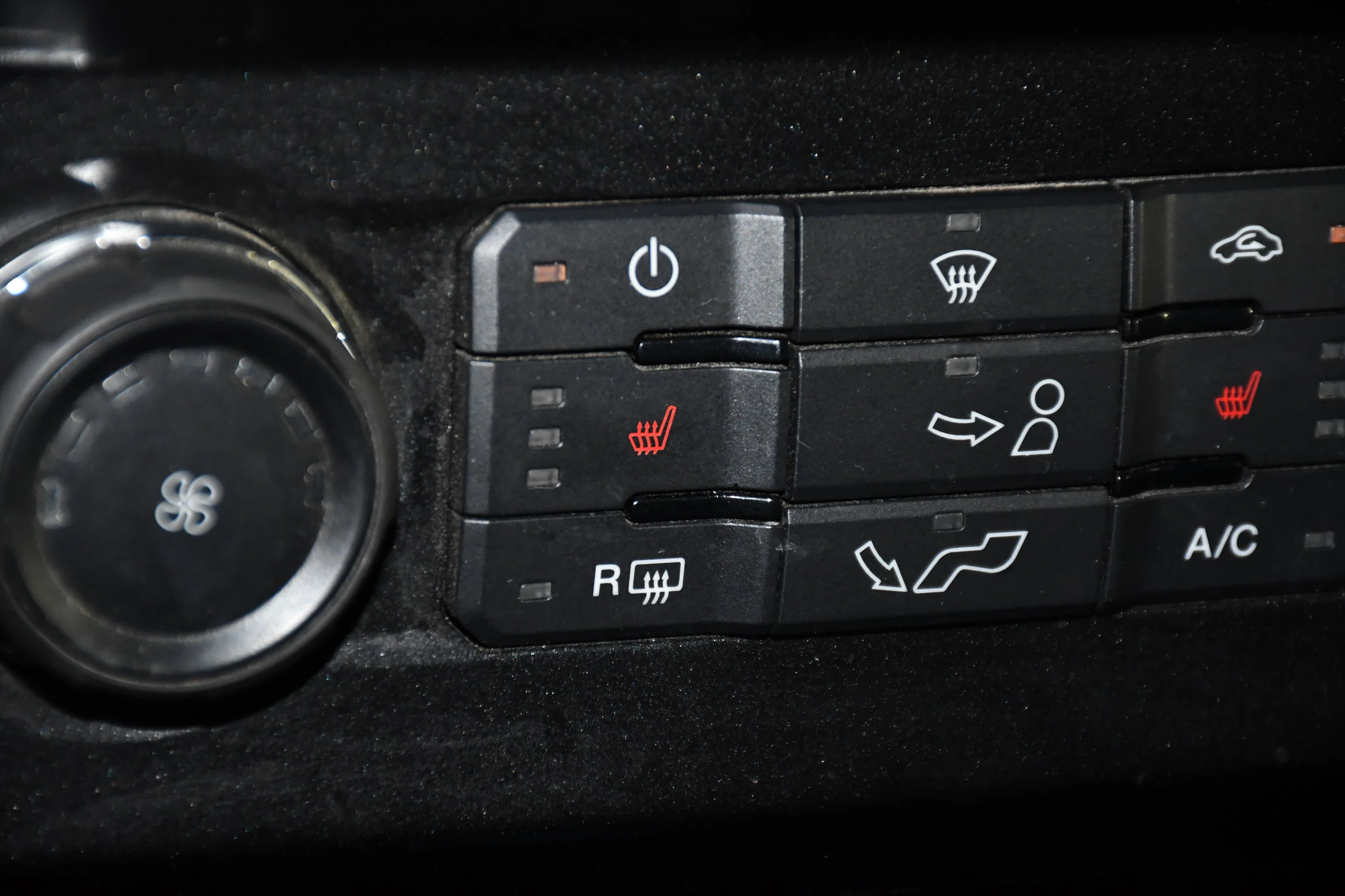 Used 2019 Black Metallic Ford XLT image 36